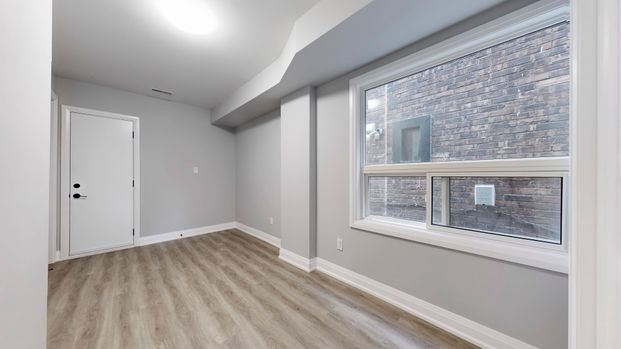 For Lease - 253 Oakwood Avenue Unit# 1, Toronto, Ontario - Photo 1
