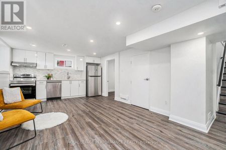 For Lease - 26 Majestic Drive, South of Baseline to Knoxdale, Ontario - Photo 4