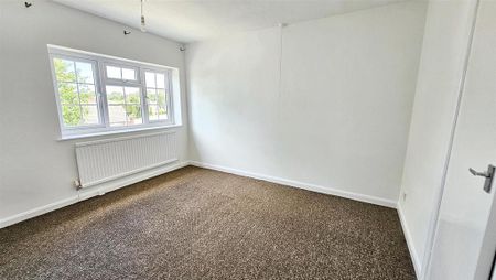 5 bedroom detached house to rent - Photo 4
