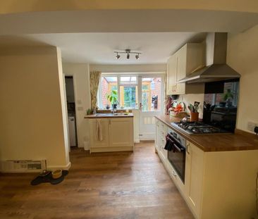 2 bedroom terraced house to rent - Photo 3