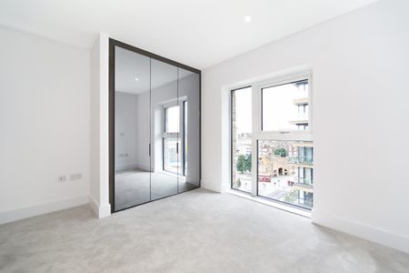 Plumstead Road London SE18 - Photo 2