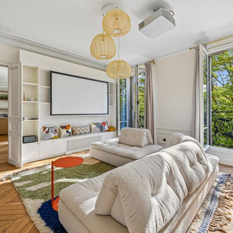 Location Appartement 1 pièce 89m² PARIS 17ème - Photo 1
