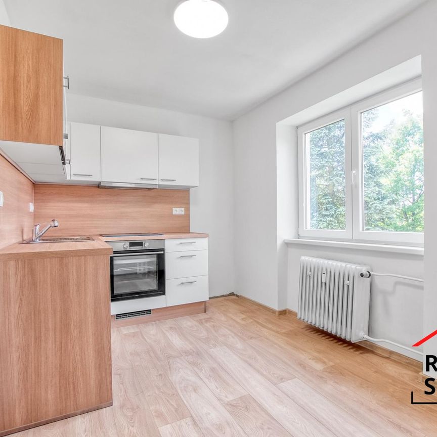 Pronájem bytu 1+1 28 m², Lískovecká , Frýdek-Místek - Photo 1