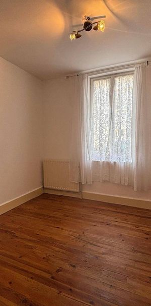 Location appartement rénové 3 pièces 77.3 m² à Bourg-de-Péage (26300) 4 - Photo 1