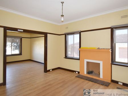 1 / 7 Gray Street, Springvale - Photo 4