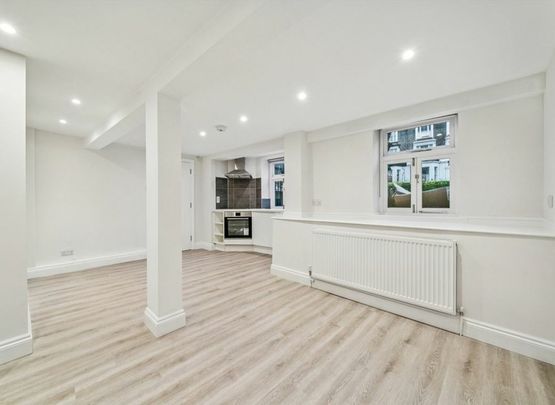 Thurlow Park Road - Photo 1