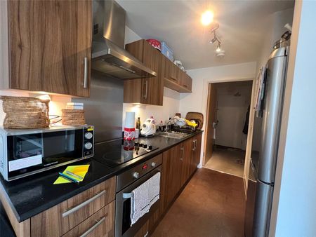 1 bedroom apartment to rent - Photo 4