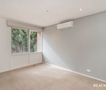 39 Barnet Close, Phillip ACT 2606 - House For Rent | Domain - Photo 5