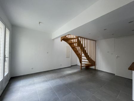 TYPE 1 AVEC COUR AMIENS CENTRE VILLE - Photo 4