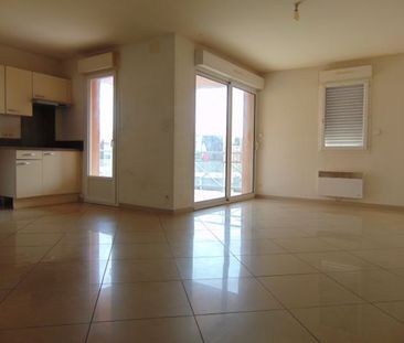 Appartement - 4 pièces - 75 m² - Photo 2