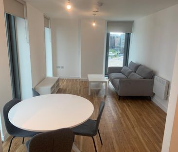 2 Bed Flat, Michigan Avenue, M50 - Photo 2