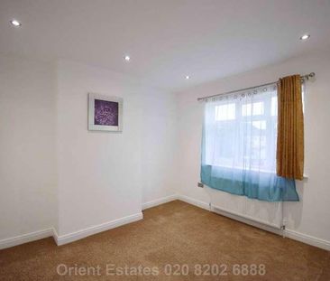 Deans Lane, Edgware, HA8 - Photo 3