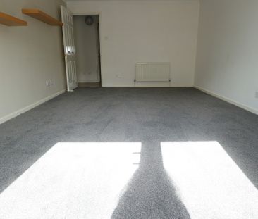 Merton Court, Brighton Marina Village - Photo 2
