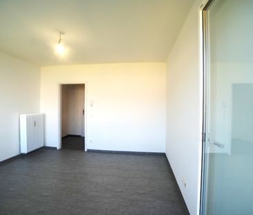 Lehen: Einzimmerwohnung sucht Single! Sofortbezug! Klein, fein - Ha... - Photo 2