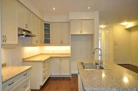 For Lease - 97 Dariole Drive, Richmond Hill, Ontario - Photo 3