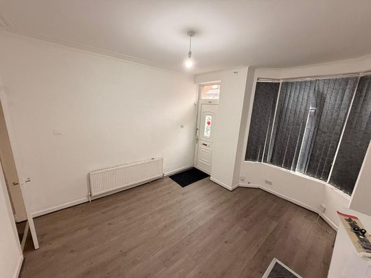 4 bedroom terraced house to rent - Photo 1