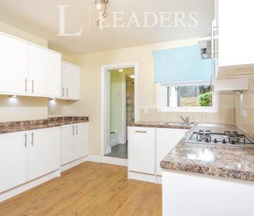 3 bedroom terraced house to rent - Photo 1