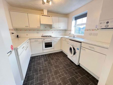 2 bedroom flat to rent - Photo 3