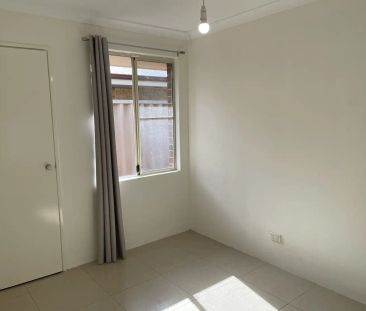 “IDEAL LOCATION & SPACIOUS LIVING!” - Photo 1