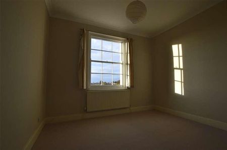 Wellington Square, Cheltenham, GL50 - Photo 3