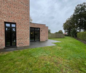 Instapklare woning met 3 slaapkamers, carport en tuin - Photo 2