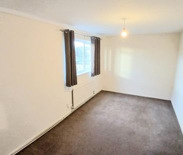 Canterbury Way - Photo 2