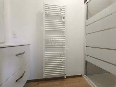 Location Maison 5 pièces 87m² DONGES 44480 - Photo 5