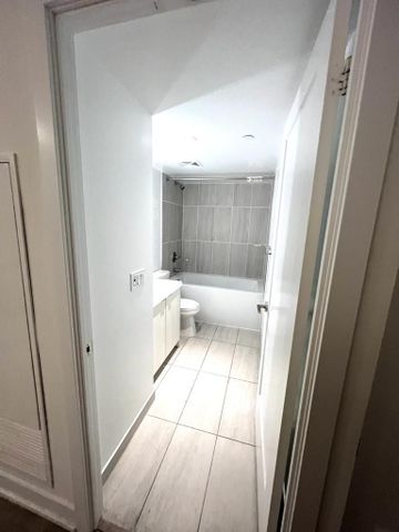 For Lease - 5 Mabelle Avenue Unit# 1632, Toronto, Ontario - Photo 4