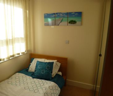 Altamar, Kings Road, SA1 8PP, Marina - Photo 6