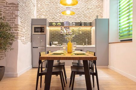 Calle Santas Patronas, Sevilla, Andalusia 41001 - Photo 5