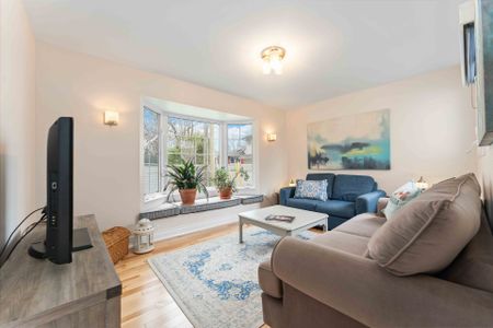 For Lease - 594 NOBLE Crescent, Billings Bridge - Riverside Park and Area, Ontario - Photo 2