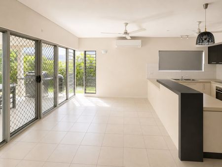 2/21 Fanning Drive - Photo 2