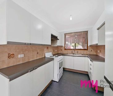 Your Perfect Low-Maintenance Villa Awaits - Photo 6