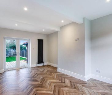 3 bedroom semi-detached house to rent - Photo 1