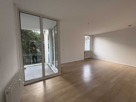 Schöne 4-Zimmer-Wohnung mit Garten!!! WBS erforderlich! - Photo 4