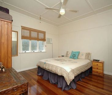 281 Chatsworth Road, - Photo 3