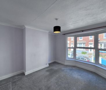 3 bedroom maisonette to rent - Photo 4