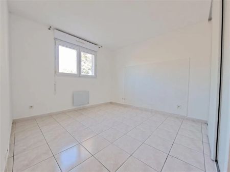 Location maison 3 pièces - 61.41m² à Pins-justaret (31860) - Photo 3