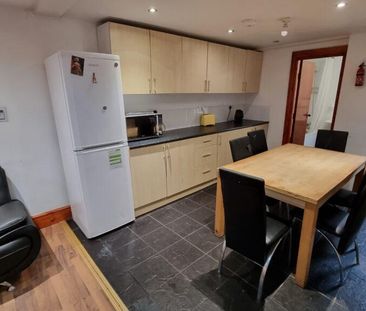 6 bedroom terraced house to rent - Photo 6