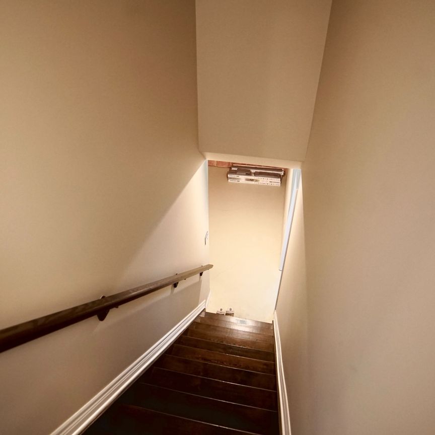 For Lease - 7135 Optimist Lane, Niagara Falls, Ontario - Photo 1