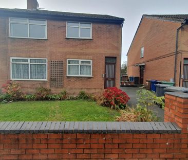 2 Bed Flat, Singleton Court, M25 - Photo 2