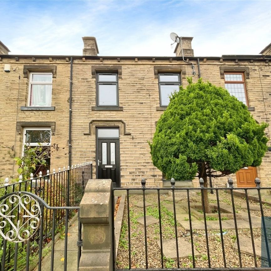 Wakefield Road, Huddersfield, HD5 - Photo 1