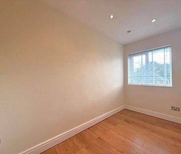 West Park Avenue, Northfield, B31 - Photo 3