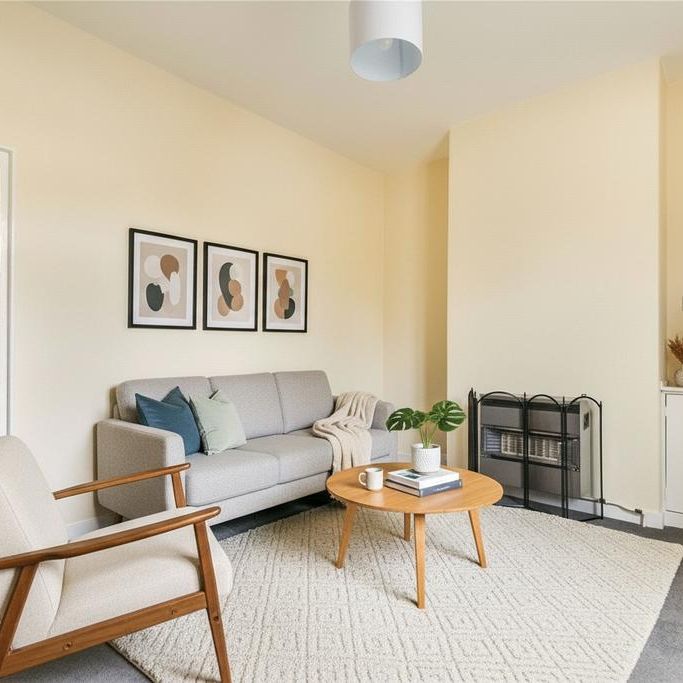 2 bedroom terraced house to rent - Photo 1