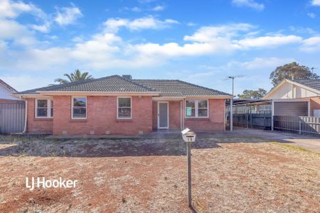 Cosy 3 Bedroom Family Home - Photo 5