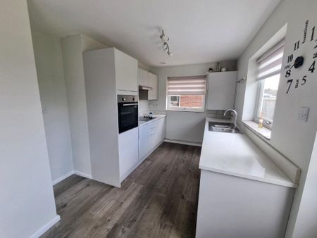 2 bedroom bungalow to rent - Photo 5