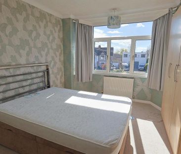 3 bedroom semi-detached house to rent - Photo 6