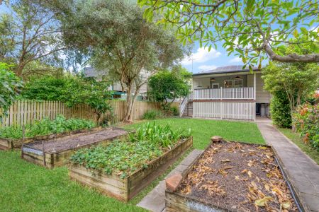 Timeless Character Meets Modern Living - Photo 5