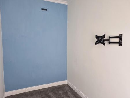 2 bedroom cottage to rent - Photo 2