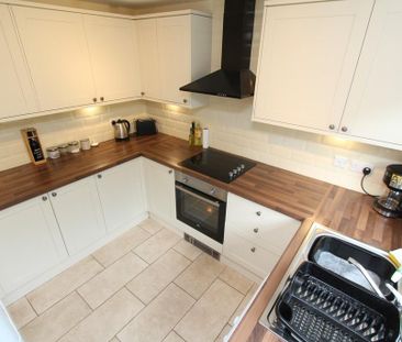 4 bedroom detached house to rent - Photo 1